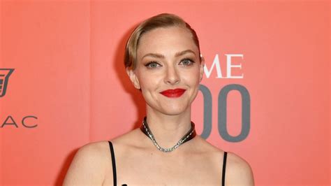 amanda seyfreid nude|Amanda Seyfried recalls doing nude scenes at 19